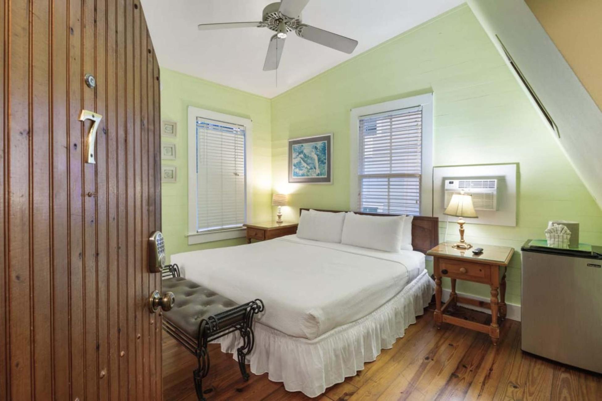 Curry House - Pool, King Bed & Balcony! Room 7 Key West Exteriér fotografie